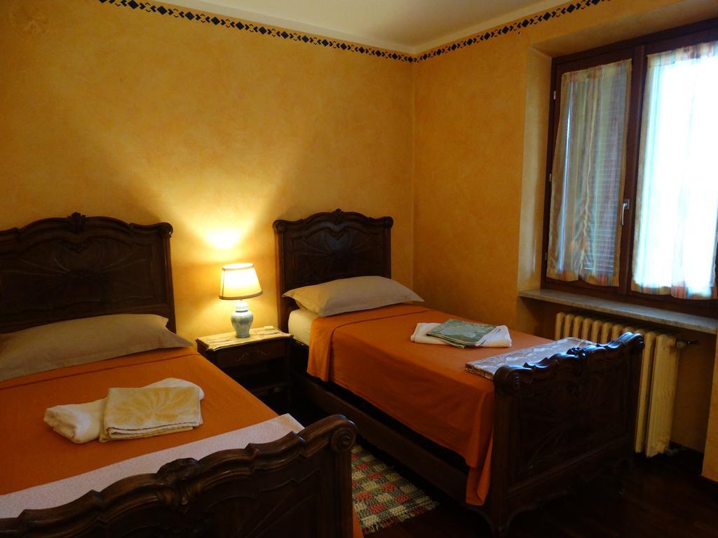 Agriturismo Casa De Colores Moretta Екстериор снимка